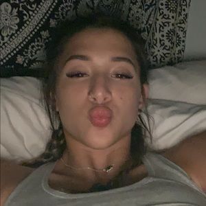 Meet your Posher, Alexandra